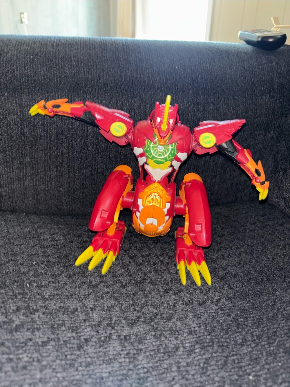 Bakugan Dragonoid Maximus 8 Inch Figure  Battle Planet